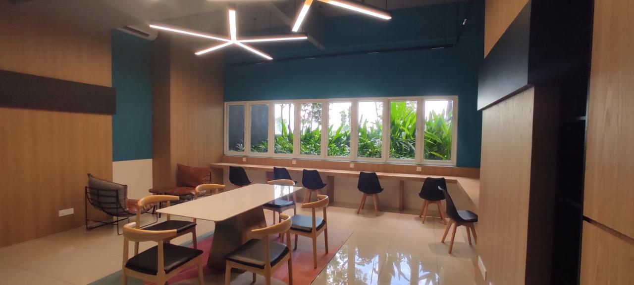 Infinite Seaview With Penang Bridge Suite With Sunrise Up To 11 Person Bayan Lepas Εξωτερικό φωτογραφία