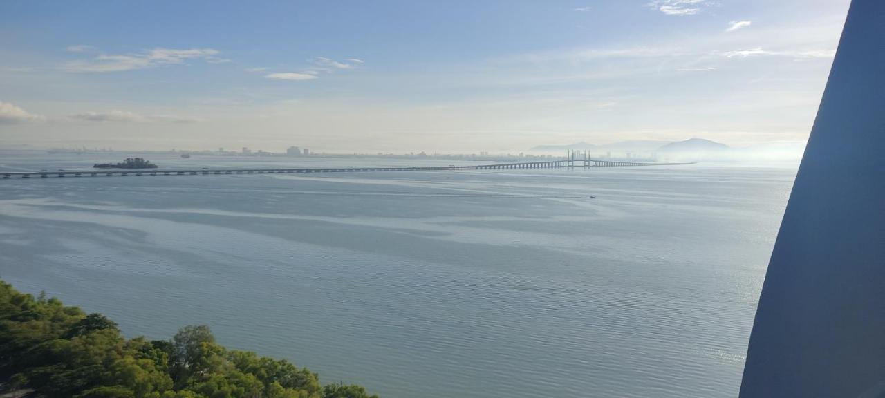Infinite Seaview With Penang Bridge Suite With Sunrise Up To 11 Person Bayan Lepas Εξωτερικό φωτογραφία