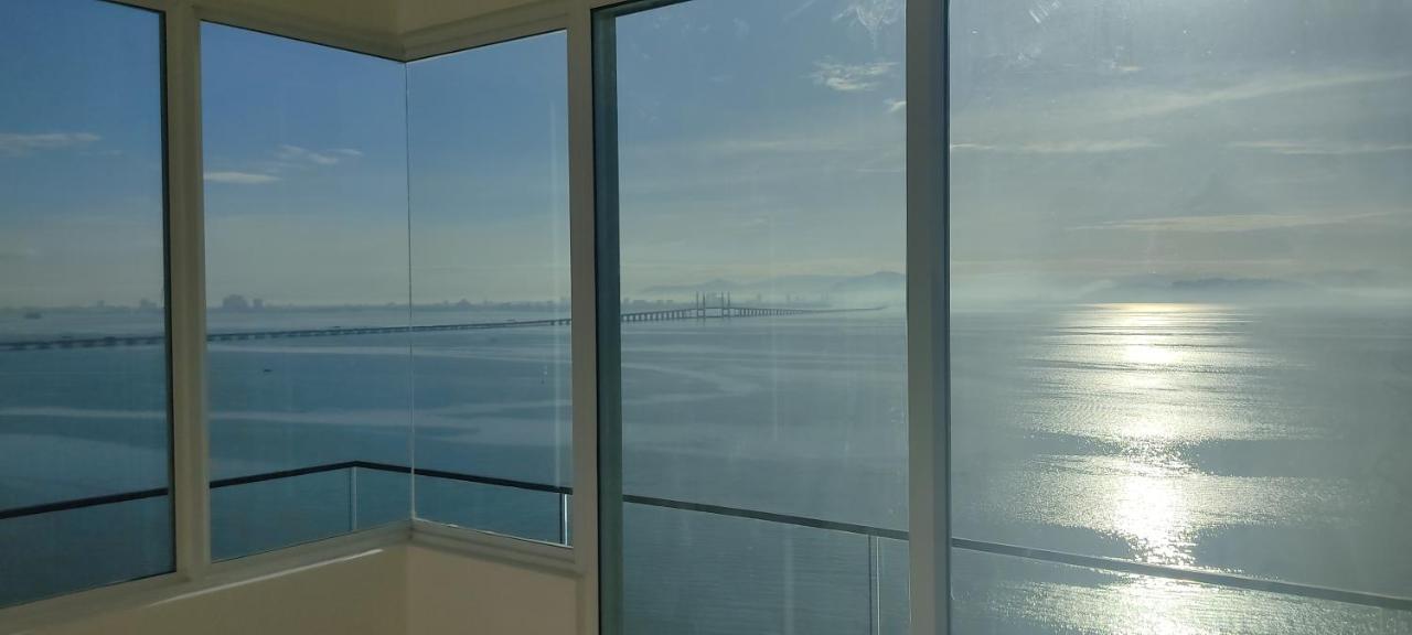 Infinite Seaview With Penang Bridge Suite With Sunrise Up To 11 Person Bayan Lepas Εξωτερικό φωτογραφία