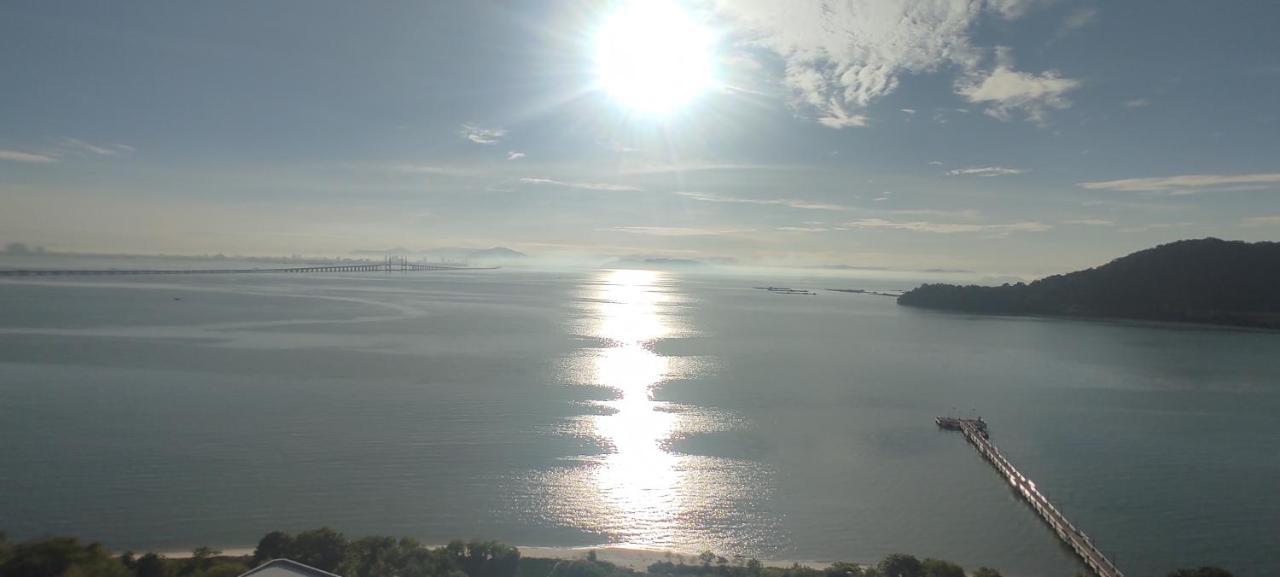 Infinite Seaview With Penang Bridge Suite With Sunrise Up To 11 Person Bayan Lepas Εξωτερικό φωτογραφία