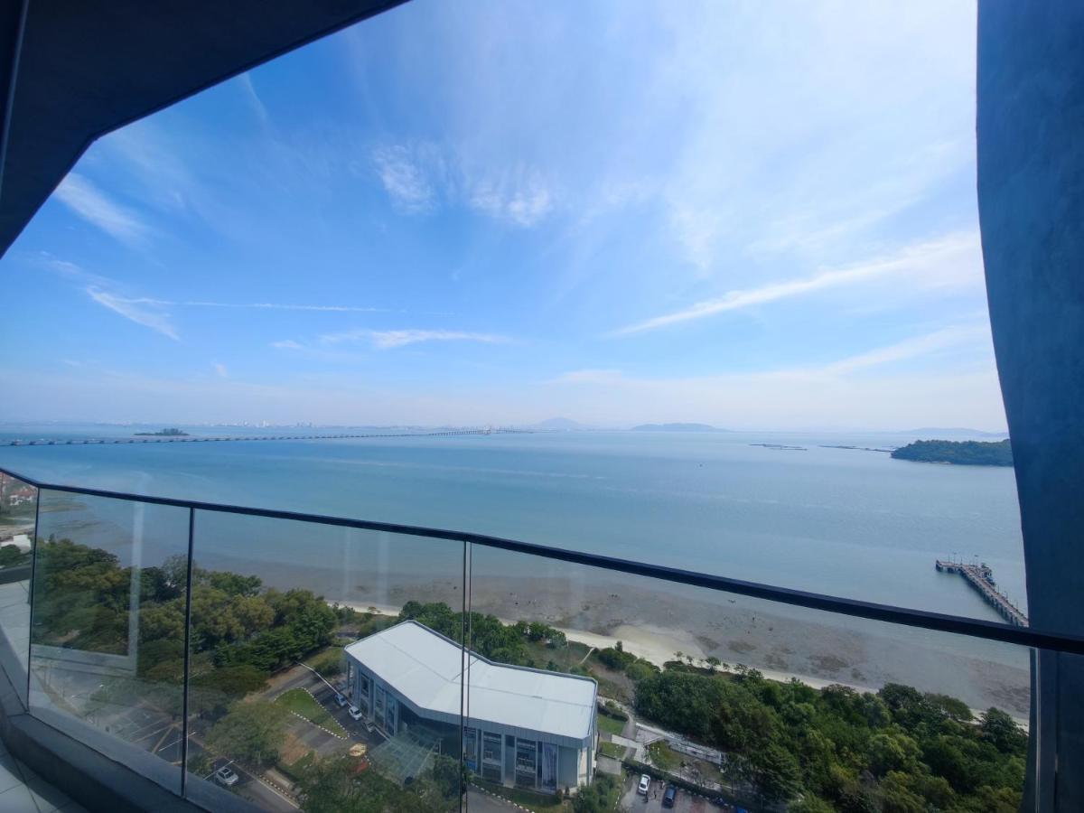 Infinite Seaview With Penang Bridge Suite With Sunrise Up To 11 Person Bayan Lepas Εξωτερικό φωτογραφία